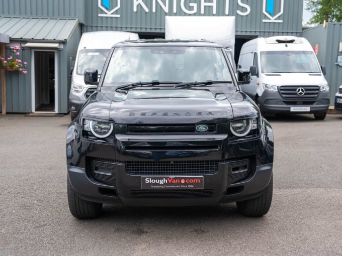 2025 Land Rover Defender