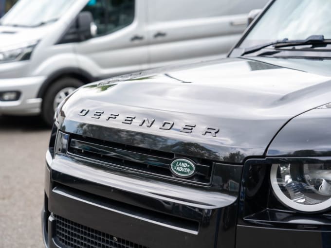 2025 Land Rover Defender