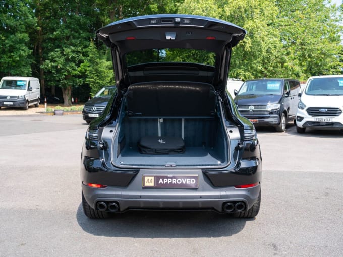 2025 Porsche Cayenne