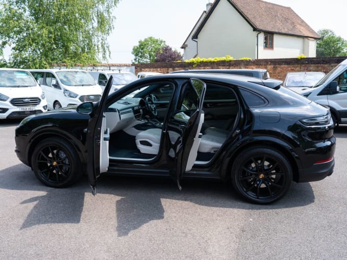 2025 Porsche Cayenne