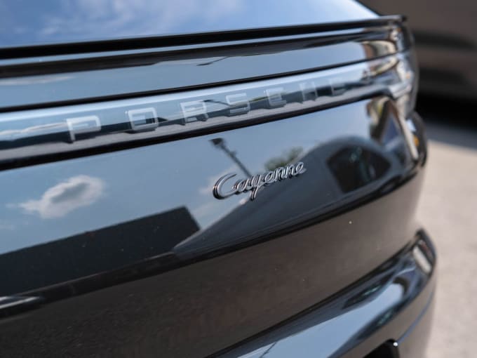 2025 Porsche Cayenne