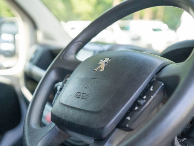 2025 Peugeot Boxer