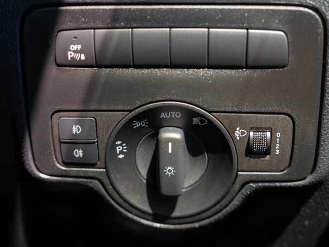 2025 Mercedes-benz Vito