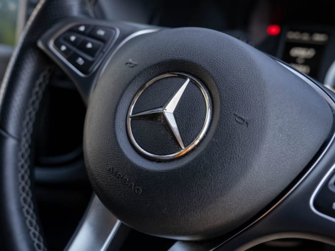 2025 Mercedes-benz Vito