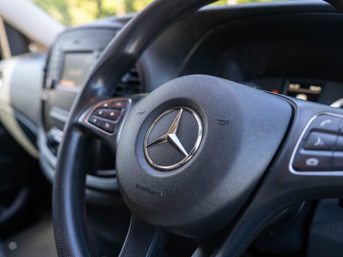 2025 Mercedes-benz Vito