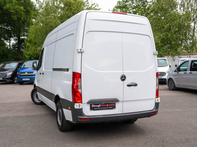 2025 Mercedes-benz Sprinter