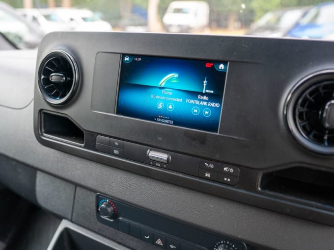 2025 Mercedes-benz Sprinter