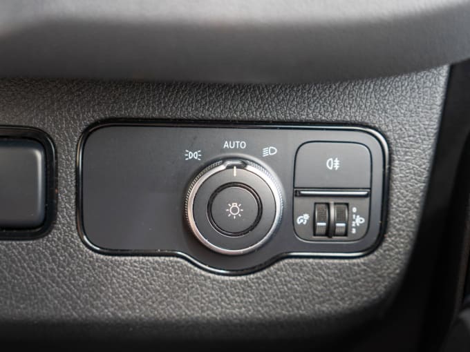 2025 Mercedes-benz Sprinter