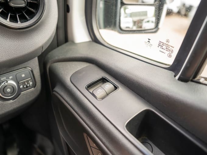 2025 Mercedes-benz Sprinter
