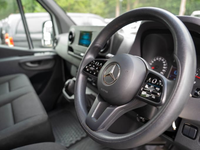 2025 Mercedes-benz Sprinter