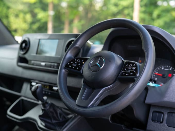 2025 Mercedes-benz Sprinter