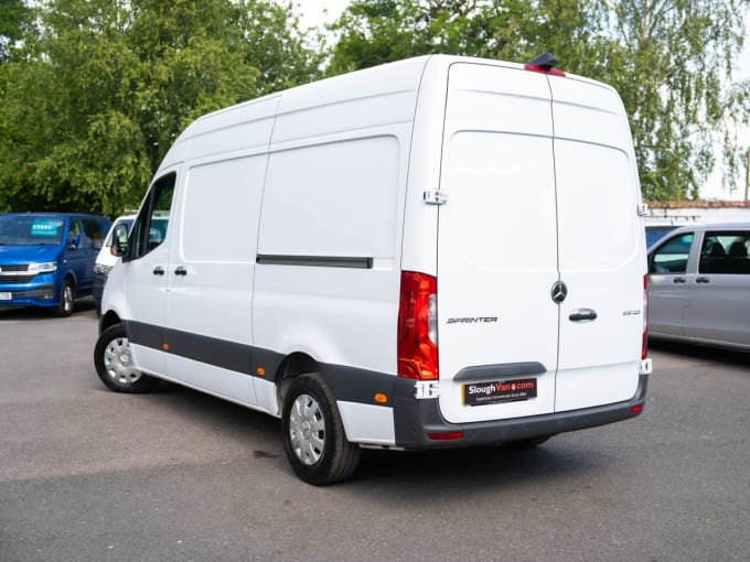 2025 Mercedes-benz Sprinter