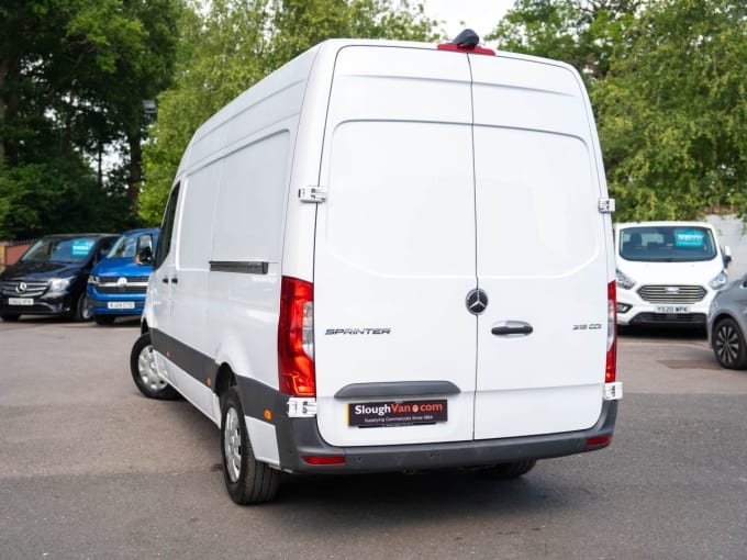 2025 Mercedes-benz Sprinter