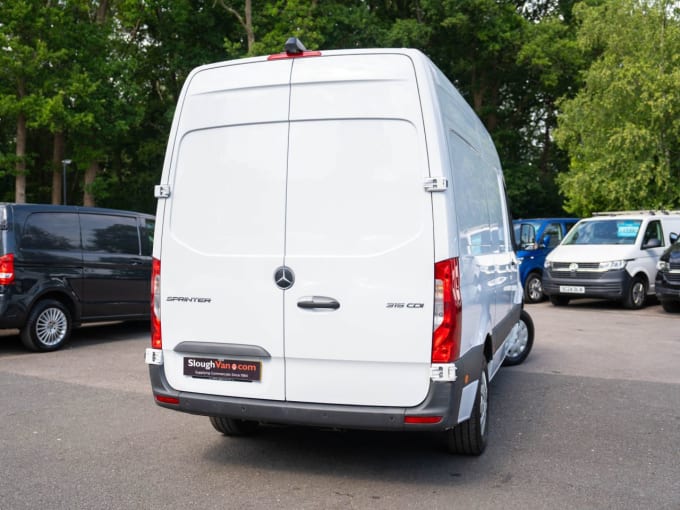 2025 Mercedes-benz Sprinter