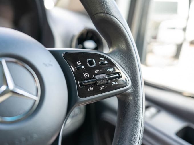 2025 Mercedes-benz Sprinter