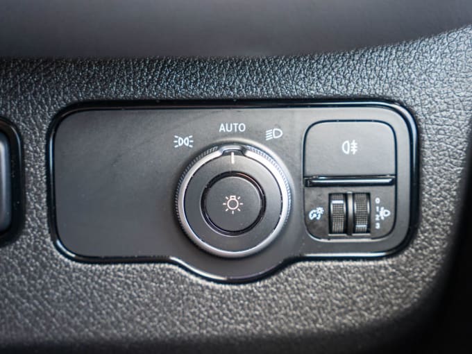 2025 Mercedes-benz Sprinter