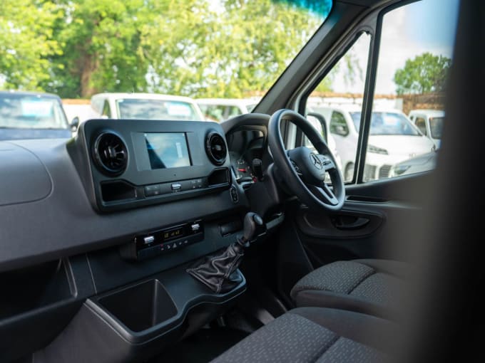2025 Mercedes-benz Sprinter