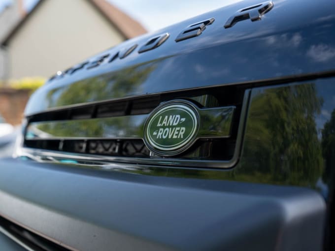 2025 Land Rover Defender