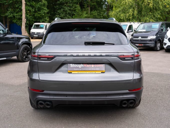 2025 Porsche Cayenne