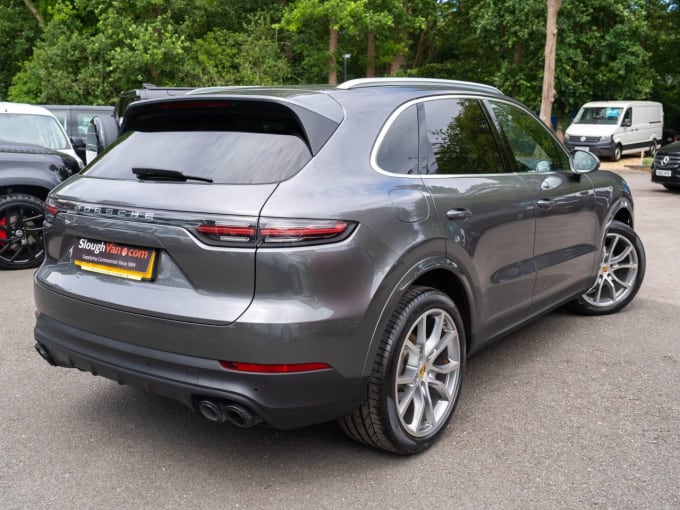 2025 Porsche Cayenne
