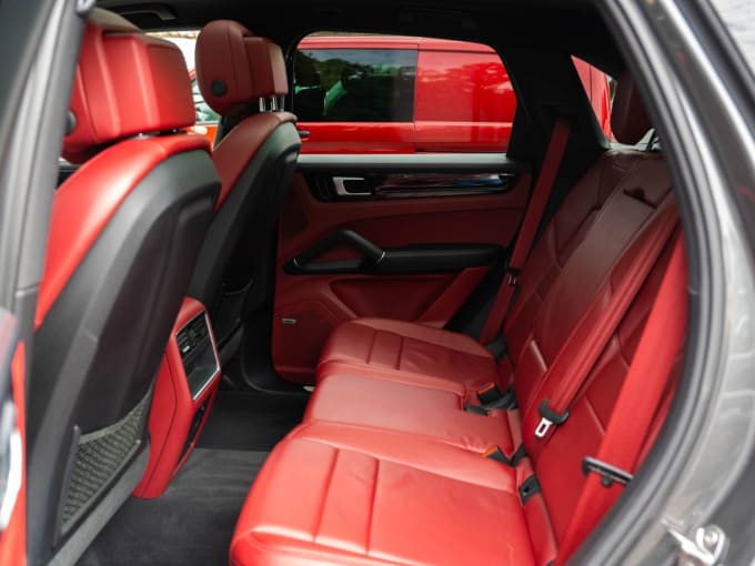 2025 Porsche Cayenne