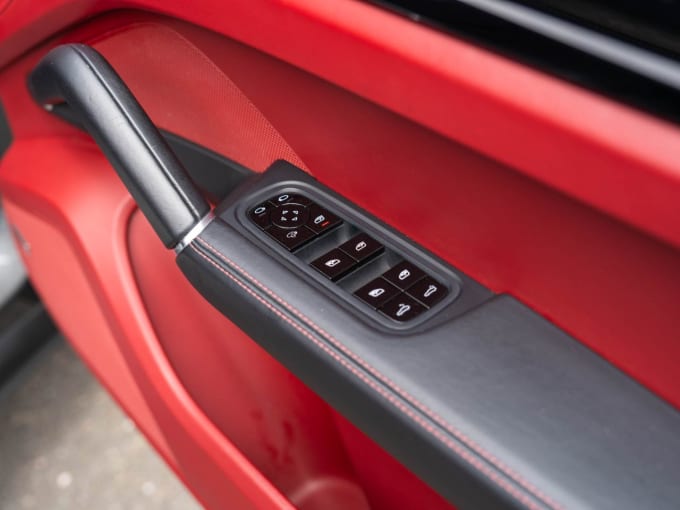 2025 Porsche Cayenne