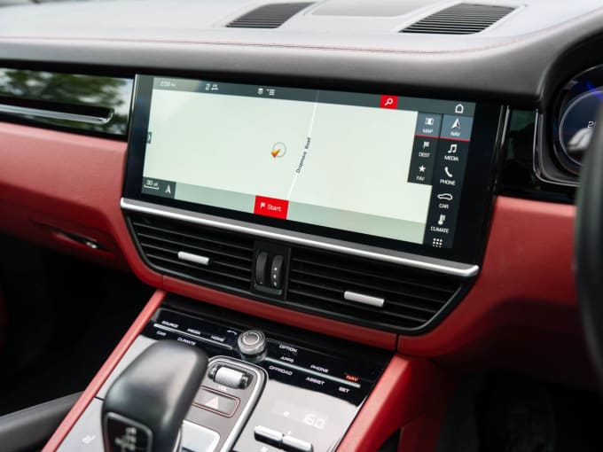 2025 Porsche Cayenne