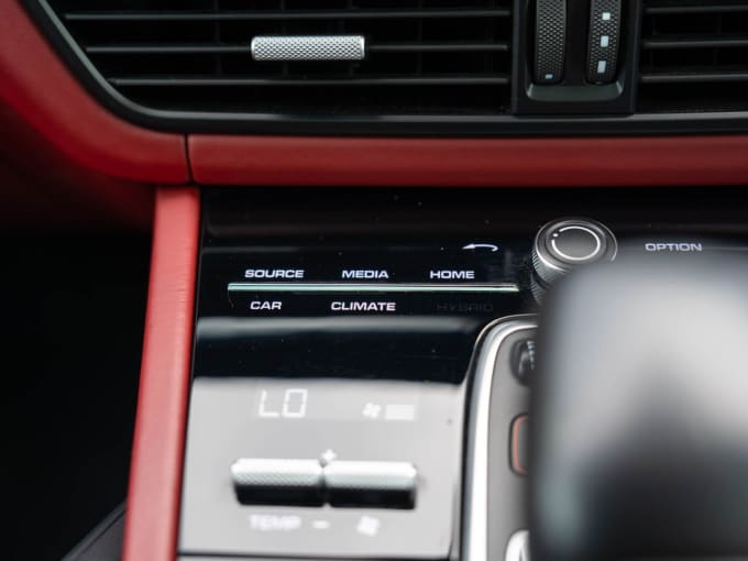 2025 Porsche Cayenne
