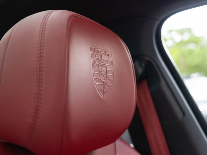 2025 Porsche Cayenne