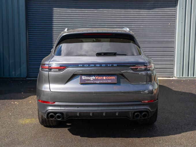 2025 Porsche Cayenne