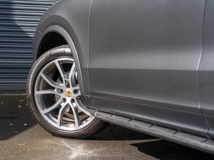 2025 Porsche Cayenne