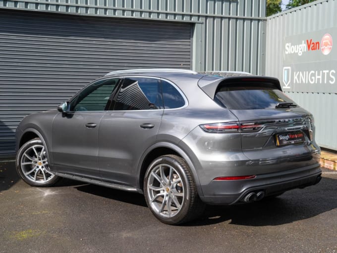 2025 Porsche Cayenne