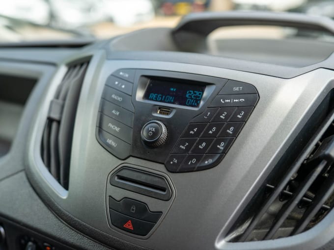 2025 Ford Transit