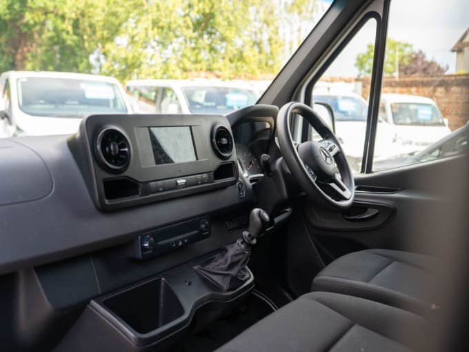 2025 Mercedes-benz Sprinter