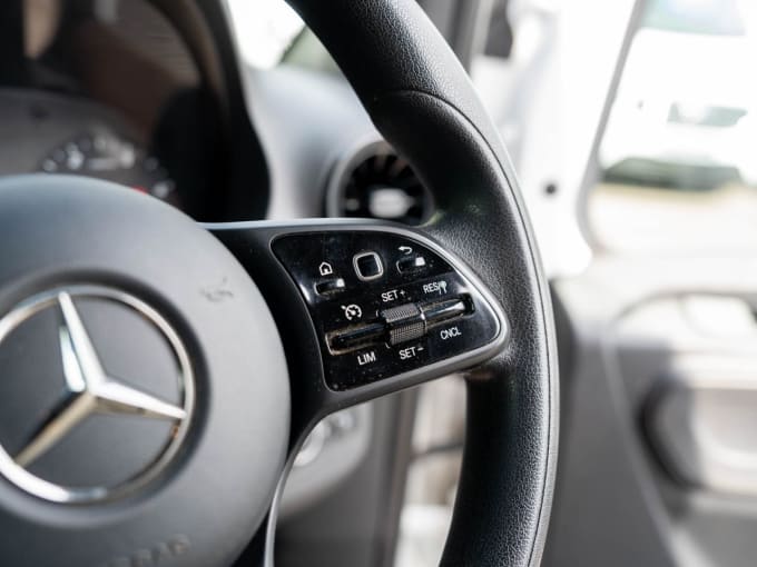 2025 Mercedes-benz Sprinter