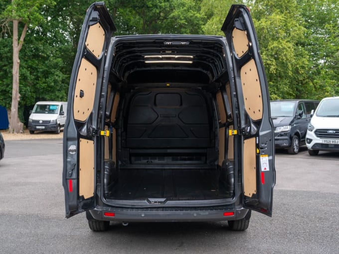 2025 Ford Transit Custom
