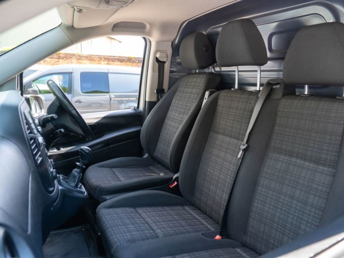 2025 Mercedes-benz Vito