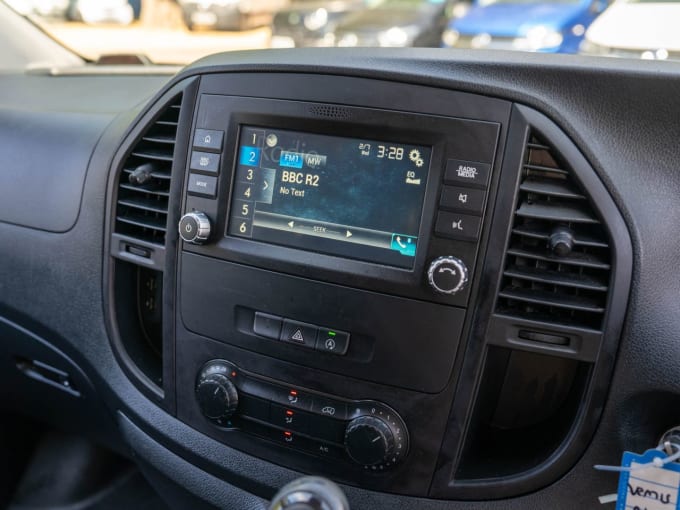 2025 Mercedes-benz Vito