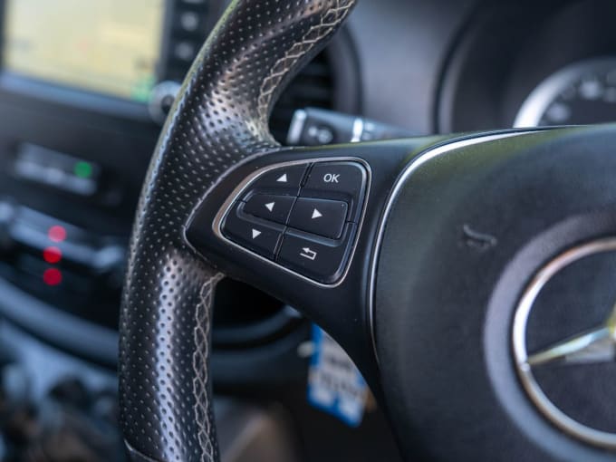 2025 Mercedes-benz Vito
