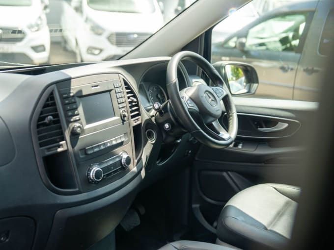 2025 Mercedes-benz Vito