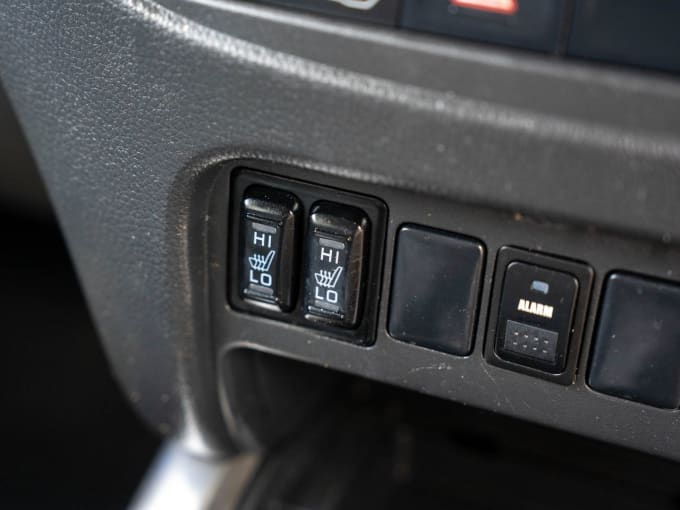 2025 Mitsubishi L200