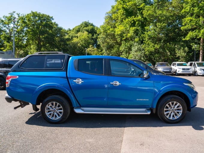 2025 Mitsubishi L200