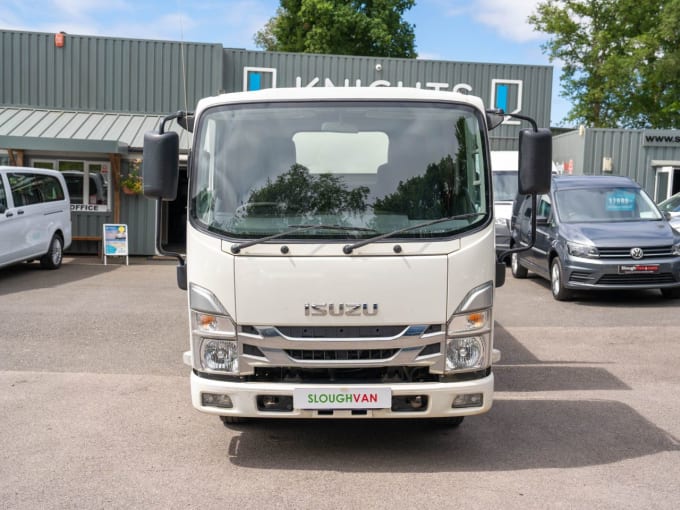 2025 Isuzu Grafter