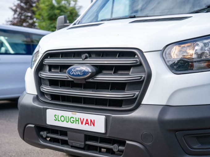 2025 Ford Transit