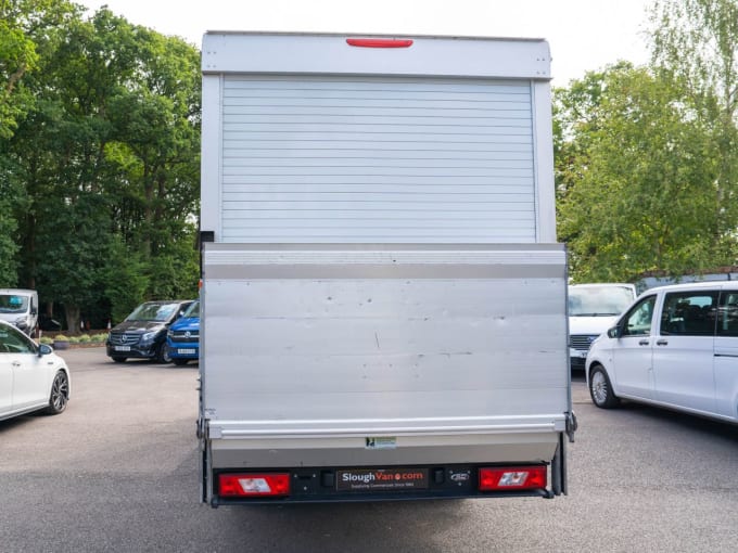 2025 Ford Transit