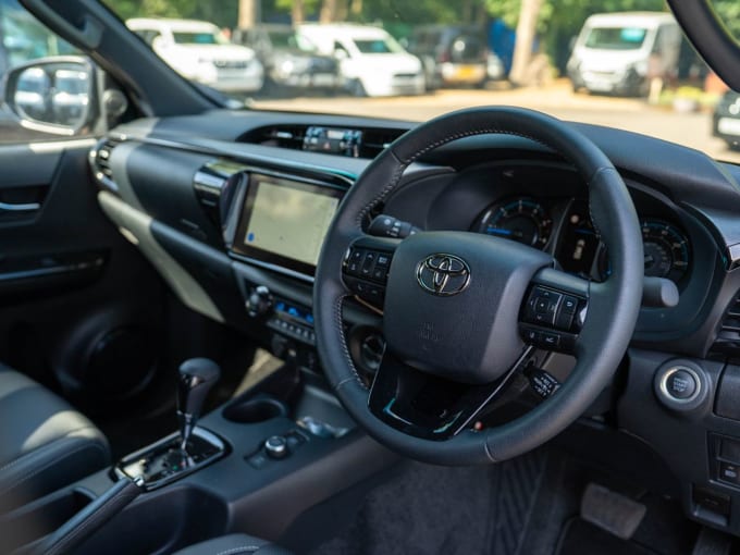 2025 Toyota Hi-lux