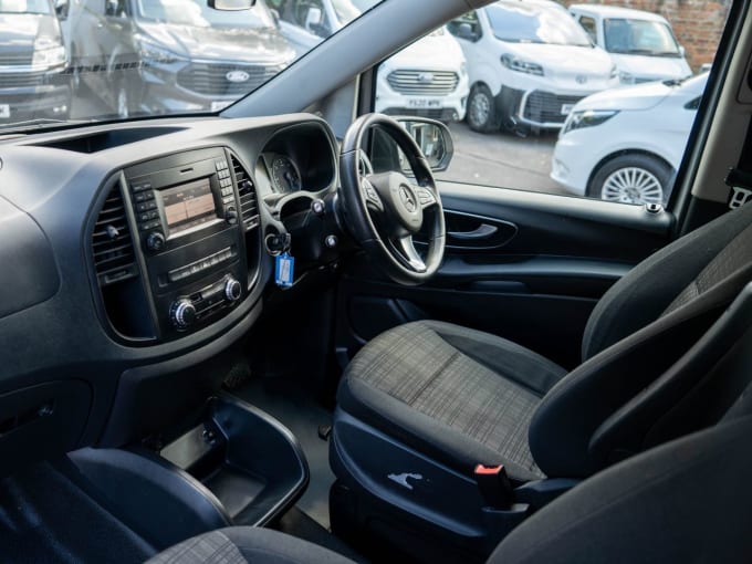 2025 Mercedes-benz Vito