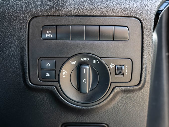2025 Mercedes-benz Vito