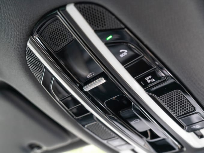 2025 Porsche Cayenne