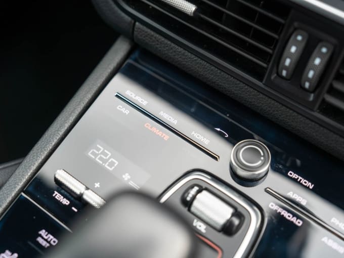 2025 Porsche Cayenne